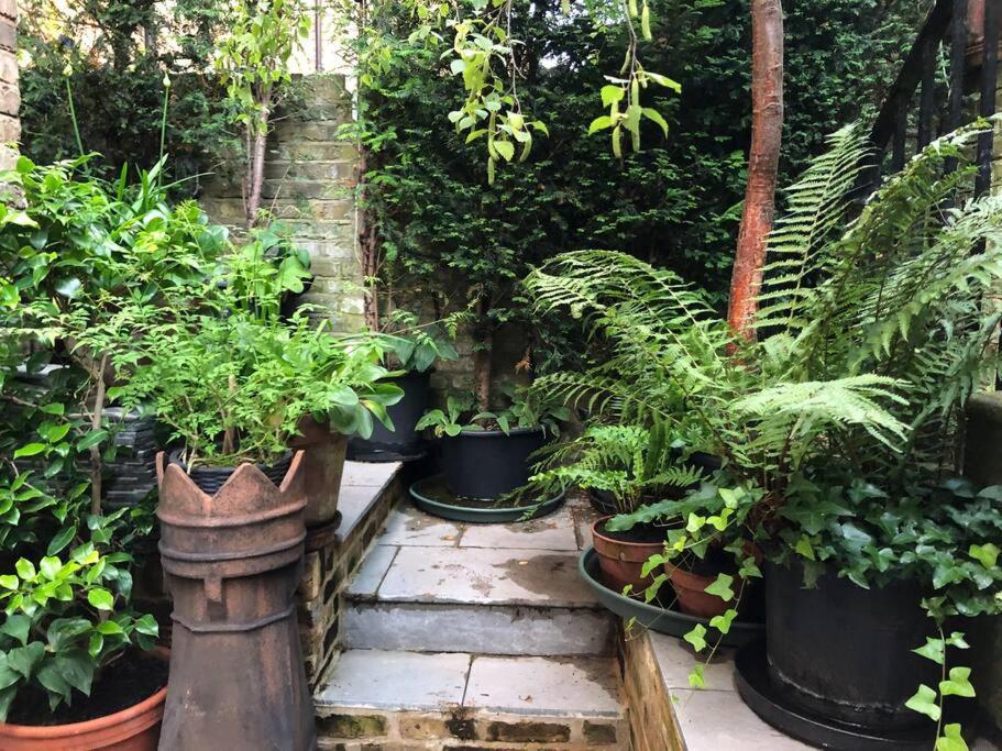 Kings Cross, Self-Contained House & Private Garden Villa ลอนดอน ภายนอก รูปภาพ